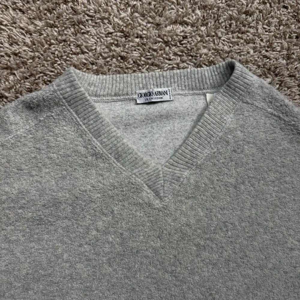 Vintage Giorgio Armani Wool Blend V-Neck Sweater Light Grey Pullover Mens Size M